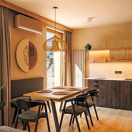 Riders Apartment *